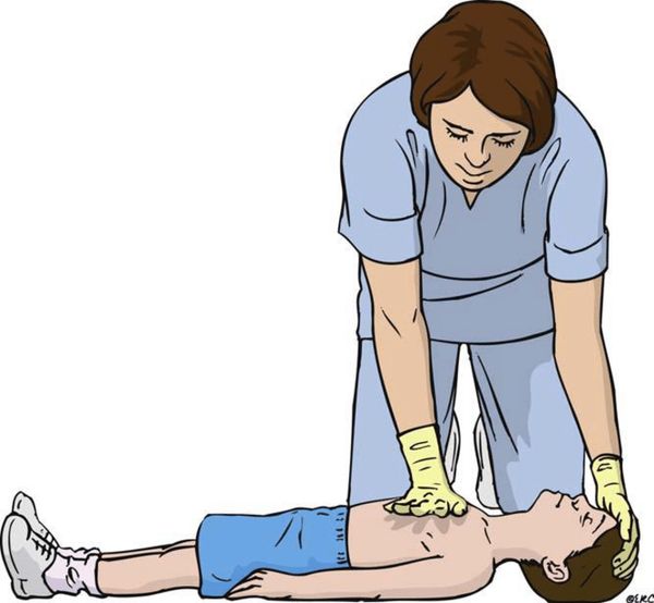 Положение рук при СЛР ребёнку старше года