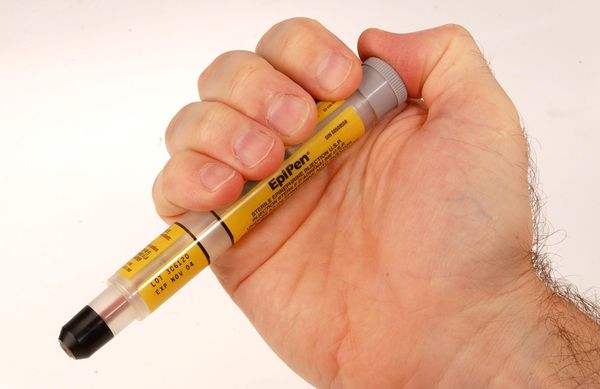 Шприц-ручка EpiPen