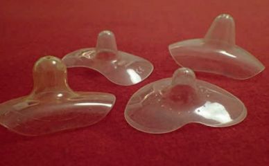 Различные виды накладок на соски [15]